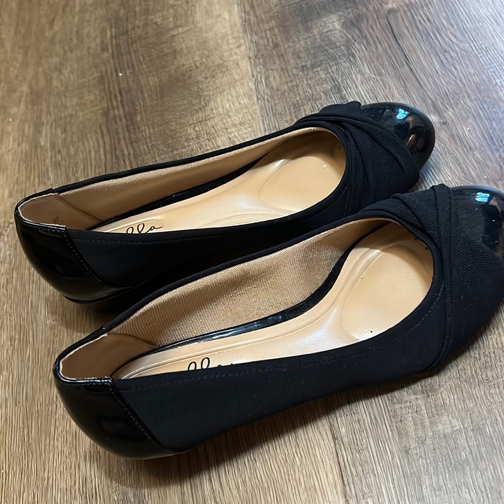 Abella girls black wedges.
